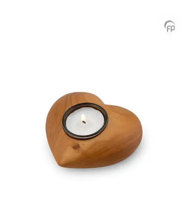 Houten hart met Kaarshouder